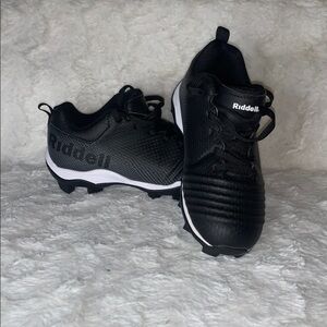 Football 🏈 Kids Black Cleats
